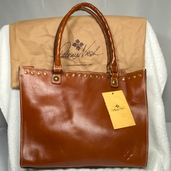 NWT - Patricia Nash Zancona Tan Leather Tote